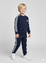 Adidas Lacivert Takım