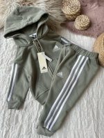 Yeşil Kapşonlu Takım - Görsel 2